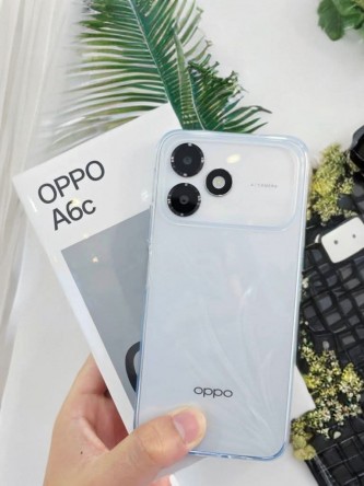 Oppo A6c (international) hands-on images