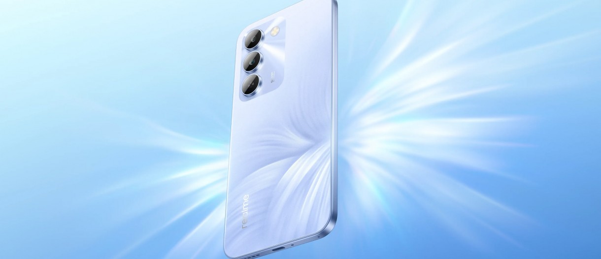 Realme C100 silently launched with 7,000 mAh battery
