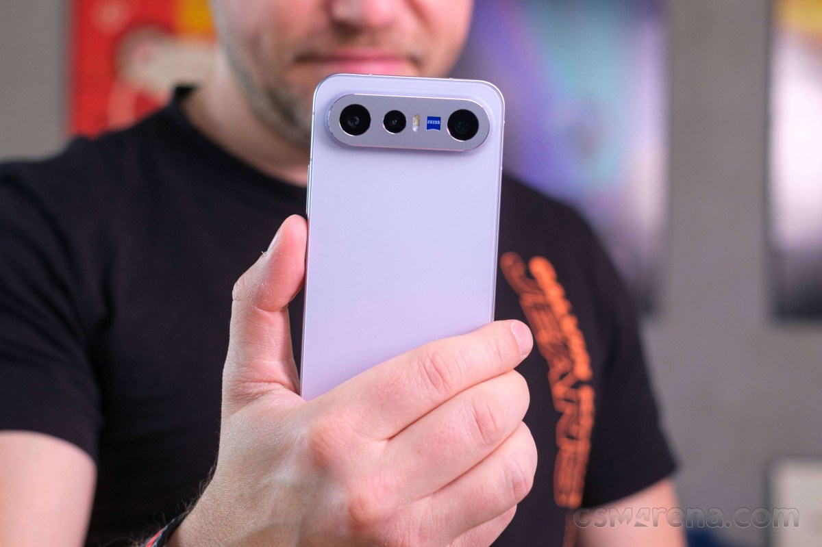 vivo X300 FE in for review