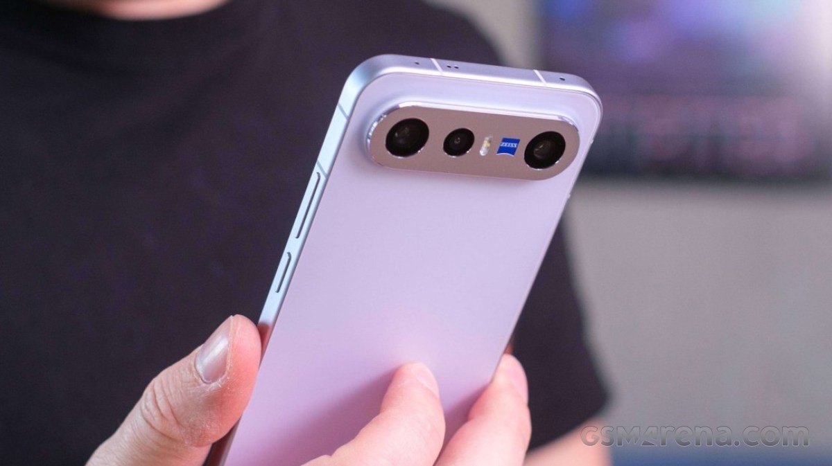 vivo X300 FE