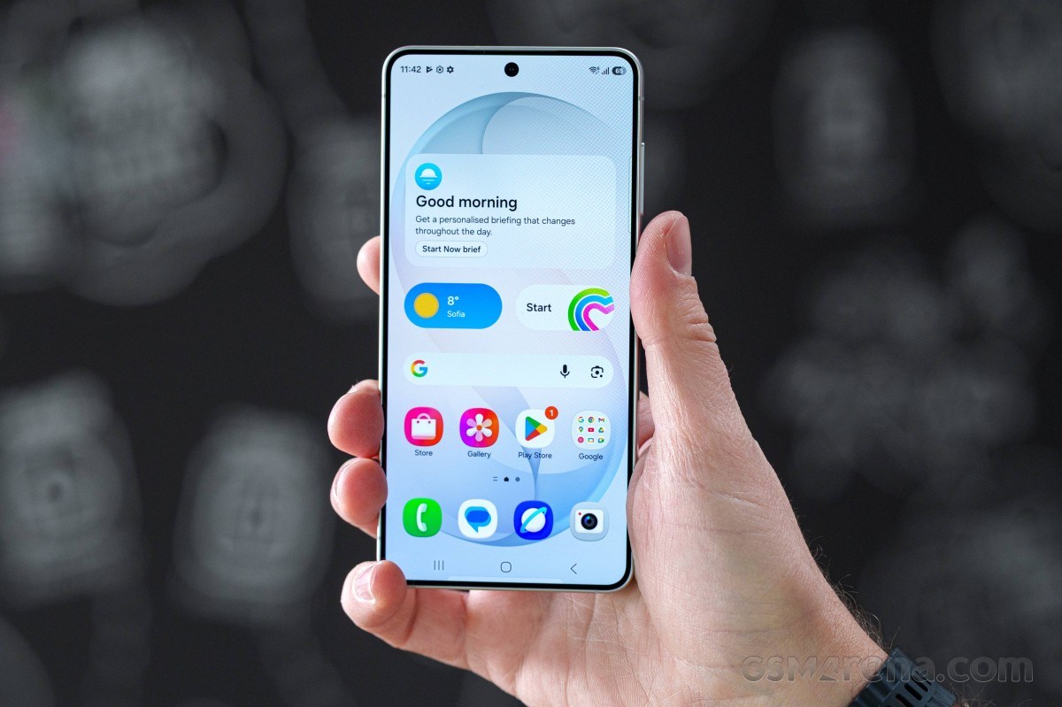 BOE is trying to lure Samsung with lower-priced Galaxy S27 series OLED panels