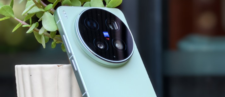 vivo X300 Ultra Victory Green hands-on