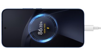 The Xiaomi 17T Pro features a 6.83” display and a 7,000mAh battery with 100W wired, 50W wireless charging.