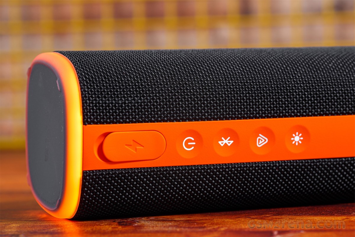 Xiaomi Sound Play hands-on