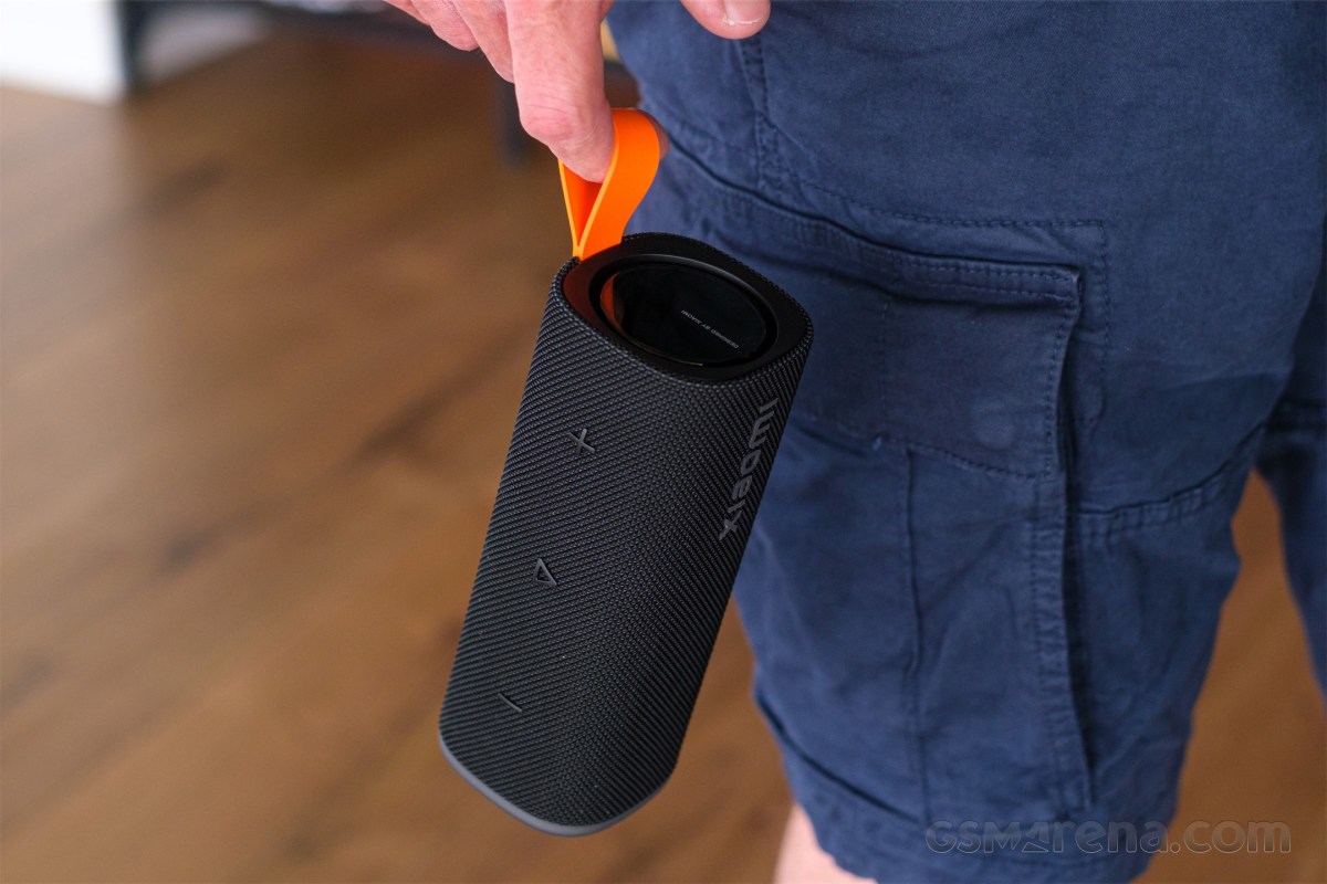 Xiaomi Sound Play hands-on