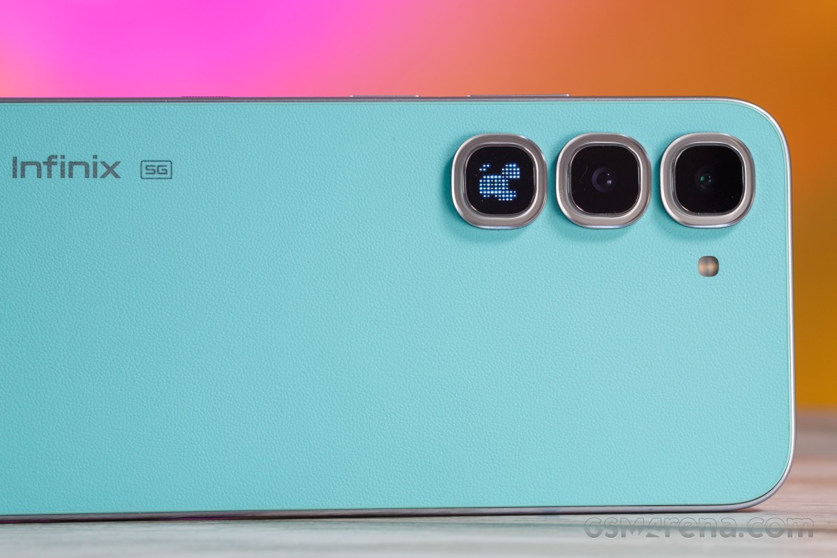 Infinix Hot 70 Pro unboxing