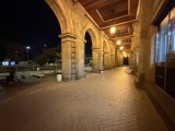 Low light, ultrawide camera (0.6x): iPhone 17 - 14mm, f/2.2, ISO 1250, 1/33s (5712x4284px) - iPhone 17e vs. iPhone 17
