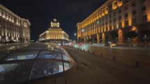 Low-light video screengrabs, iPhone 17: 0.6x - (3840x2160px) - iPhone 17e vs. iPhone 17