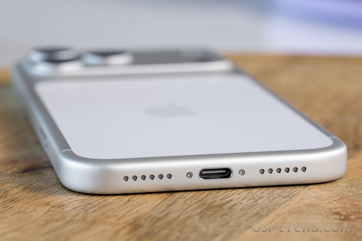 iPhone 18 Pro Max dimensions tipped 