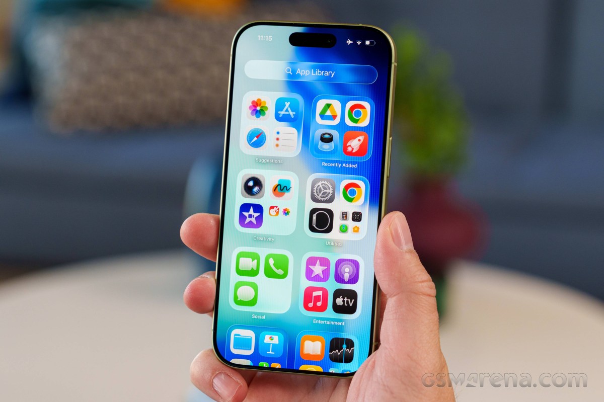 iPhone 17
