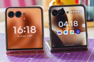 Motorola Razr 60 Ultra (left), Razr 70 Ultra on right