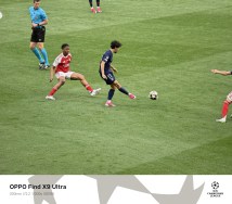 Moments from the first half (300mm, f/2.2, ISO 160, 1/200s, 4096x3584px)