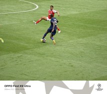 Moments from the first half (300mm, f/2.2, ISO 160, 1/200s, 4096x3584px)