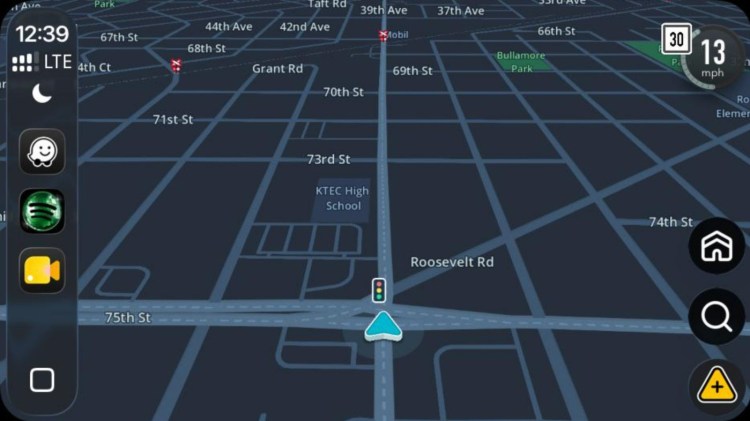 Waze's traffic lights feature continues to roll out to more users