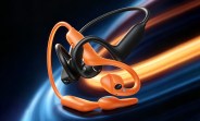 Rollme AirCam combines open style earbuds with 8MP camera