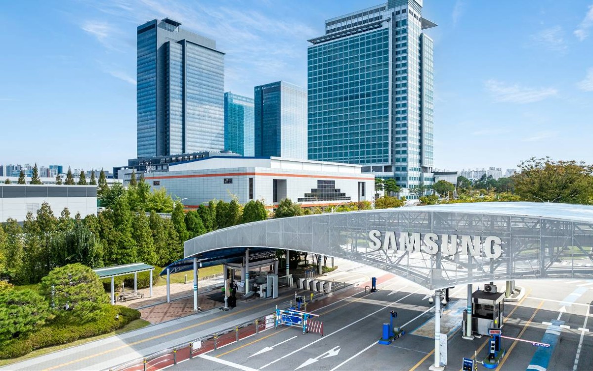 Samsung posts another record-breaking earnings guidance