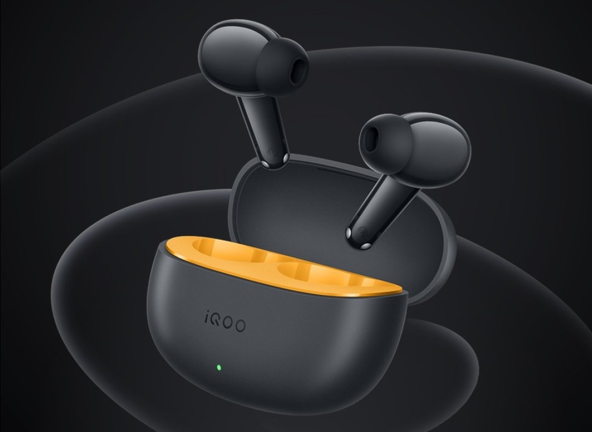 iQOO Z11 debuts in India with different specs and design, Buds TWS tag along