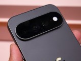 Pixel 11 Pro XL in Obsidian