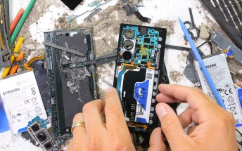 Samsung Galaxy Z Fold8 Ultra bend tests yield two very different results