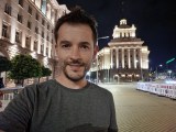 Selfies comparison: Galaxy S26 Ultra - 23mm, f/2.2, ISO 1600, 1/11s (4000x3000px) - Samsung Galaxy Z Fold8 Ultra vs. Galaxy S26 Ultra