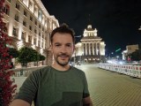 Selfies comparison: Galaxy Z Fold8 Ultra (internal) - 17mm, f/2.2, ISO 1250, 1/11s (3648x2736px) - Samsung Galaxy Z Fold8 Ultra vs. Galaxy S26 Ultra