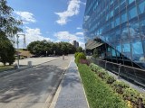 Daylight comparison, ultrawide camera (0.6x): Galaxy Z Fold7 - 13mm, f/2.2, ISO 50, 1/2436s (4000x3000px) - Samsung Galaxy Z Fold8 Ultra vs. Galaxy Z Fold7