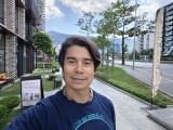 Selfies comparison, cover cameras: Galaxy Z Fold8 Ultra - 23mm, f/2.2, ISO 25, 1/403s (3648x2736px) - Samsung Galaxy Z Fold8 Ultra vs. Galaxy Z Fold7