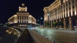 Low-light video screengrabs, Galaxy Z Fold8 Ultra: 1x -  (3840x2160px) - Samsung Galaxy Z Fold8 vs. Galaxy Z Fold8 Ultra