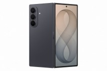 Samsung Galaxy Z Fold8 and Z Fold8 Ultra in Graphite, Z Flip8 in Pink
