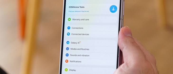 Samsung details the new Warranty and care menu in One UI
9