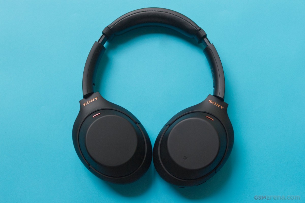 The original Sony WH-1000XM4