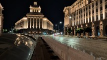 Low-light video screengrabs, Pixel 11: 1x - News 26 09 Google Pixel 11 vs. 11 Pro review