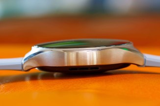The spheric sapphire glass