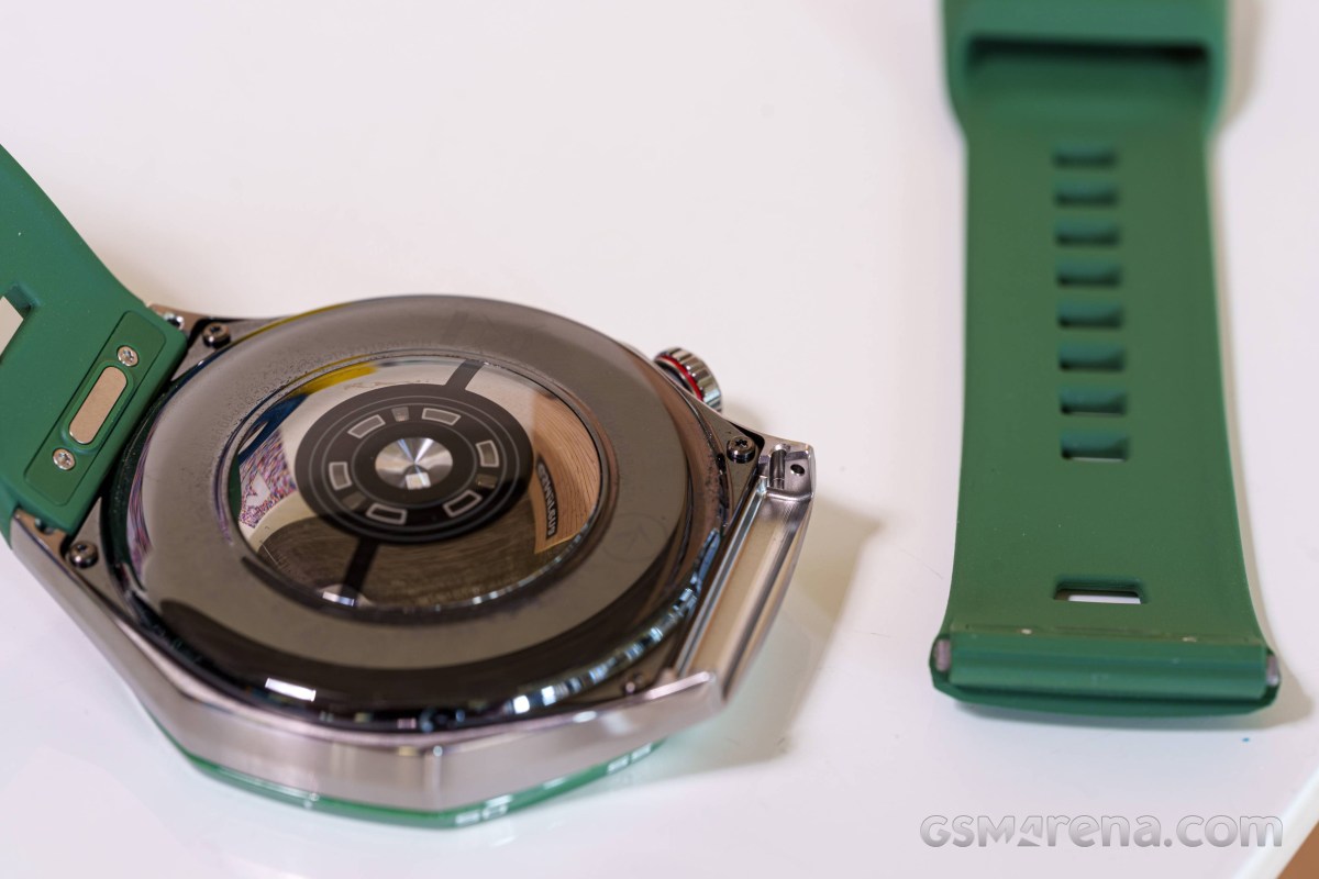 Huawei Watch GT 7 Pro in for review