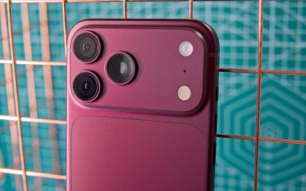 Apple iPhone 18 Pro Max running iOS 27.2 beta receives AT&T carrier update