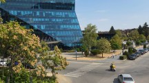 Daylight video screengrabs, Galaxy S26 Ultra: 1x -  (3840x2160px) - iPhone 18 Pro Max vs. Galaxy S26 Ultra