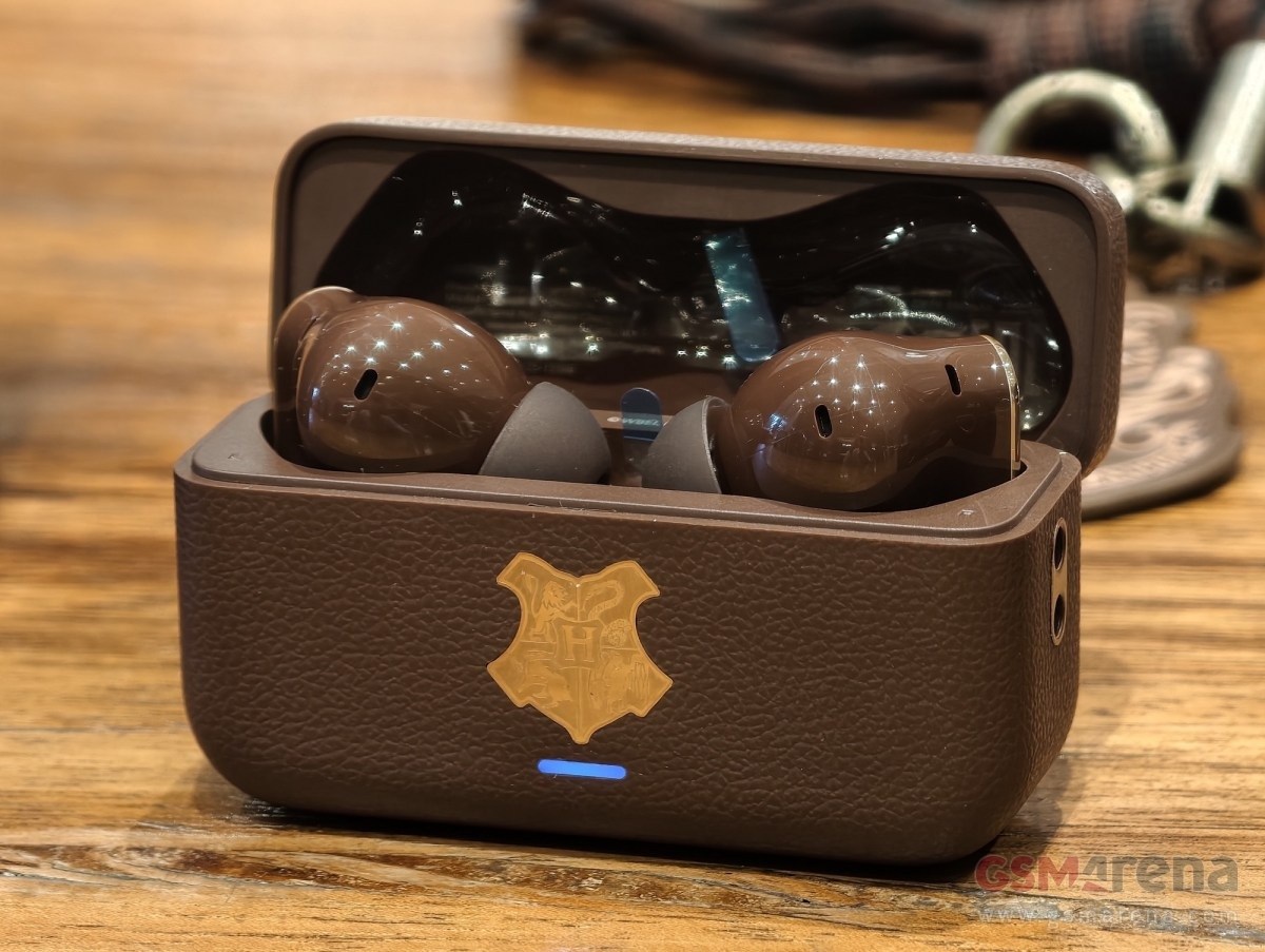 Realme Buds T500 Pro Harry Potter Edition hands-on