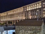 Galaxy S26 FE - 46mm, f/1.8, ISO 640, 1/33s (4000x3000px) - Samsung Galaxy S26 FE vs. Galaxy S25 FE