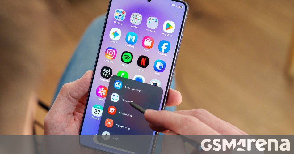 Samsung's One UI 9 update for the Galaxy S26 series reaches the US