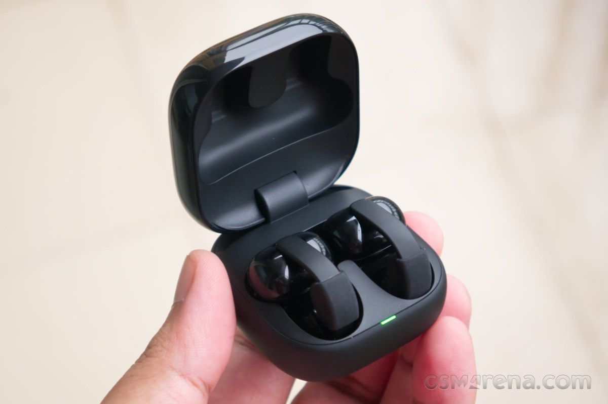 Обзор Sony LinkBuds Clip: инновационный дизайн против функциональности Обзор Sony LinkBuds Clip: инновационный дизайн против функциональности