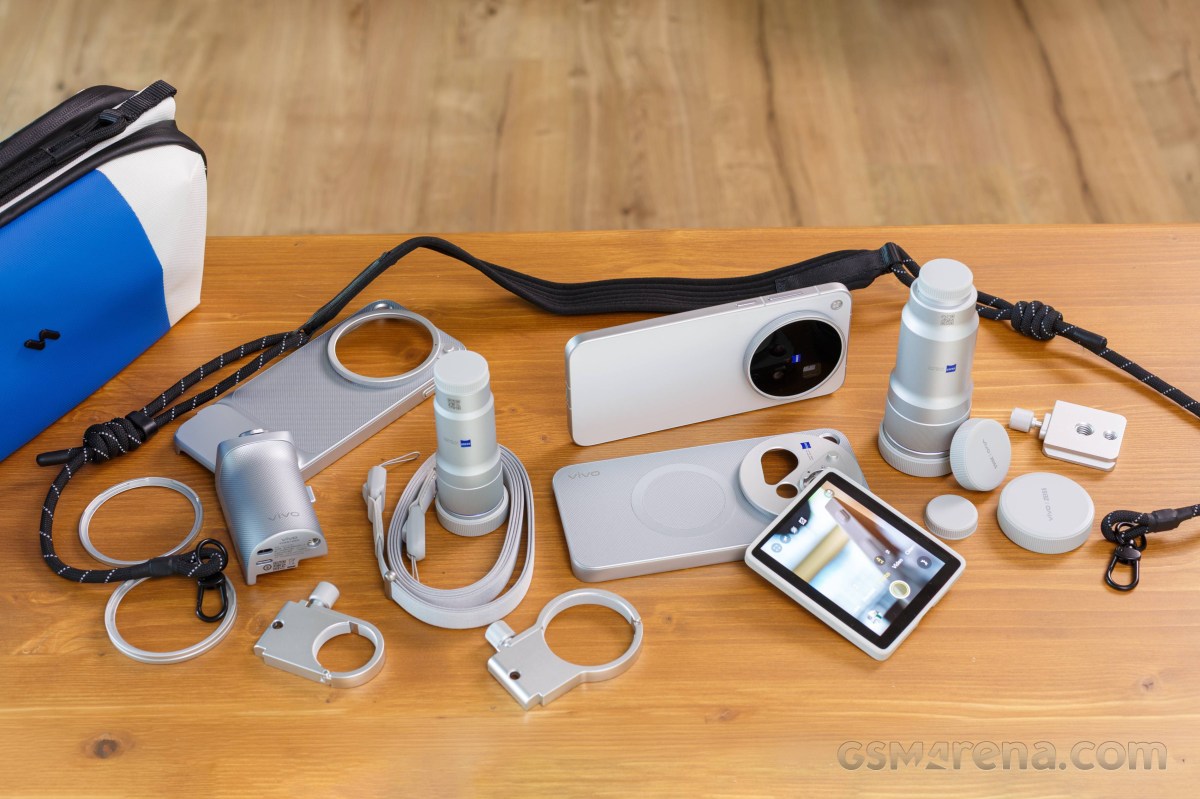 Распаковка и первый взгляд на vivo X500 Pro Max: характеристики и Creator Kit — иллюстрация 3 к материалу Распаковка и первый взгляд на vivo X500 Pro Max: характеристики и Creator Kit — иллюстрация 3 к материалу