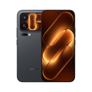 Xiaomi 18 Pro (left) and 18 Pro Max (right)