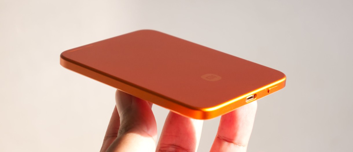 Xiaomi UltraThin Magnetic Power Bank 5000 15W review - GSMArena