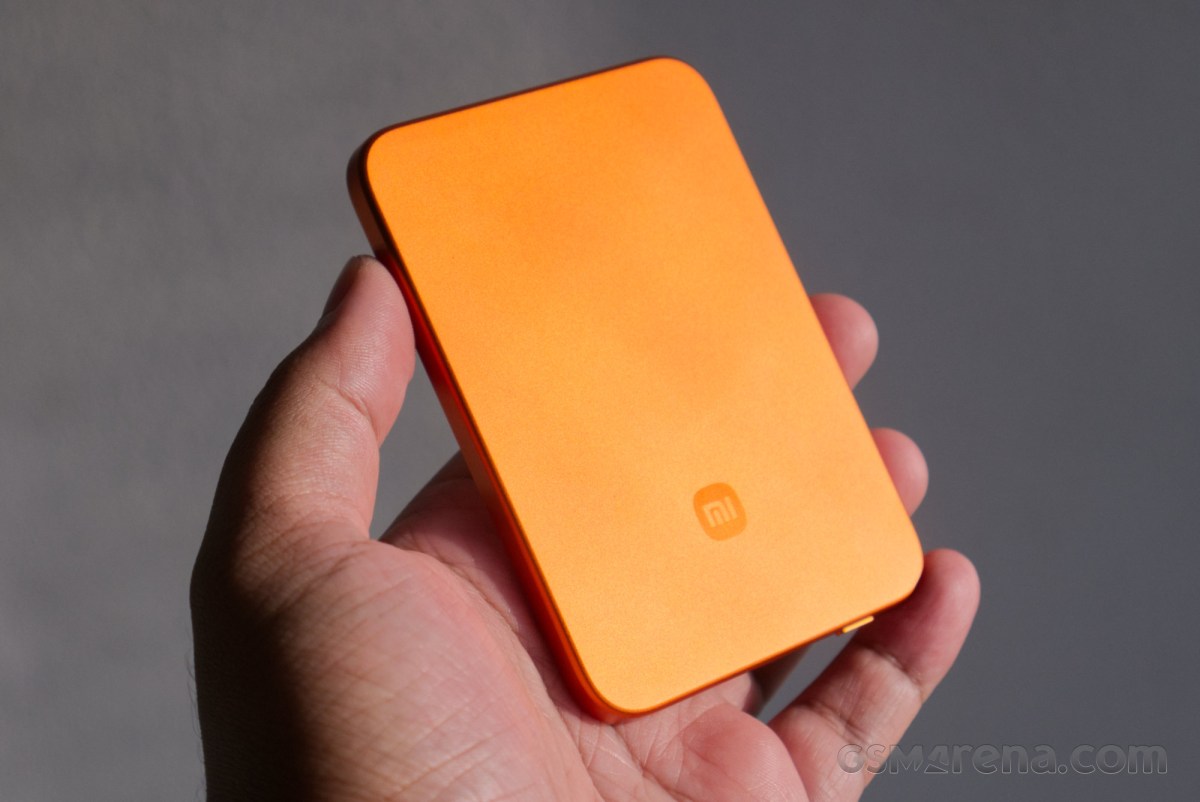 Xiaomi UltraThin Magnetic Power Bank 5000 15W review