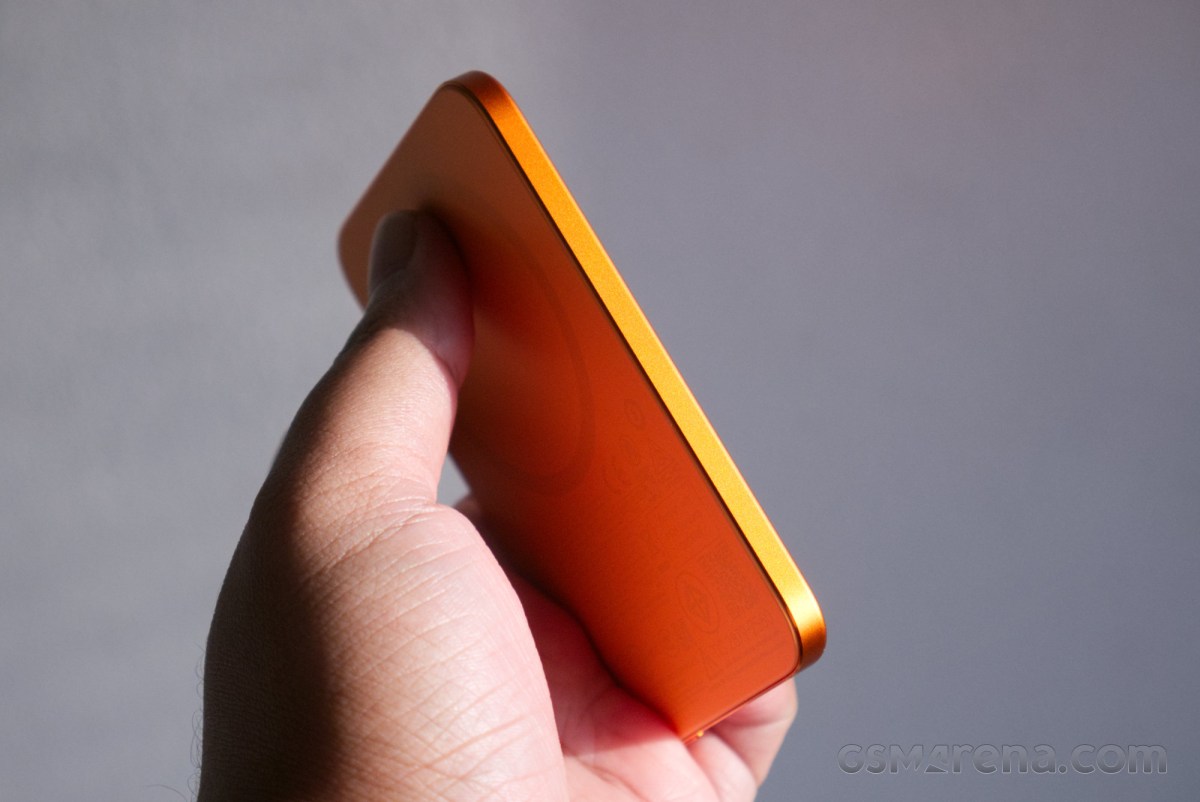 Xiaomi UltraThin Magnetic Power Bank 5000 15W review