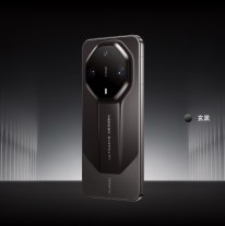 Huawei Mate 90 RS colour  options