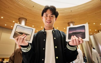 iPhone Duo is now shipping