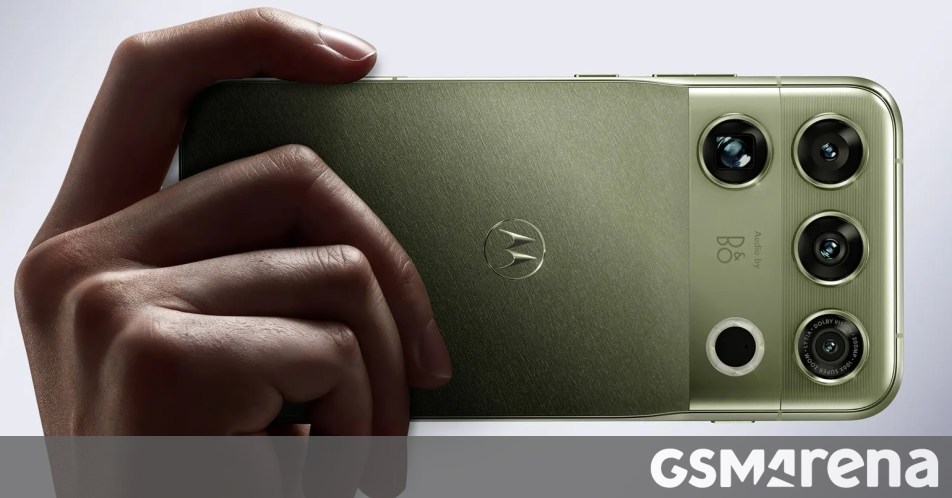 Here's when Motorola's Signature 27 is landing in India
