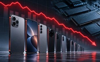 Samsung and Apple were the winners in a Q3 smartphone market that dropped 20%