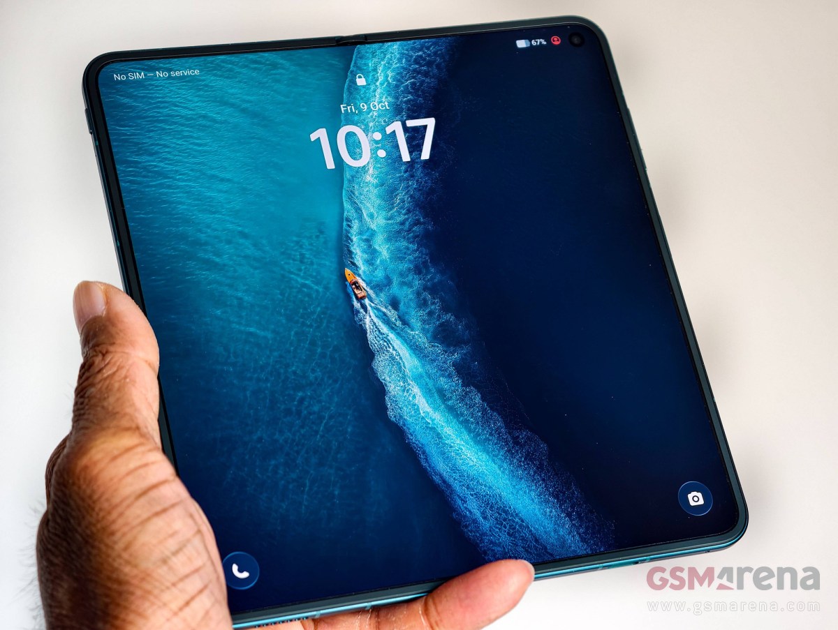 vivo X Fold6 Nebula Teal hands-on